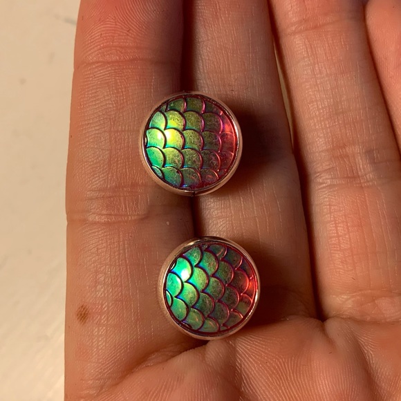 Iridescent Mermaid Stud Earrings - Picture 4 of 6